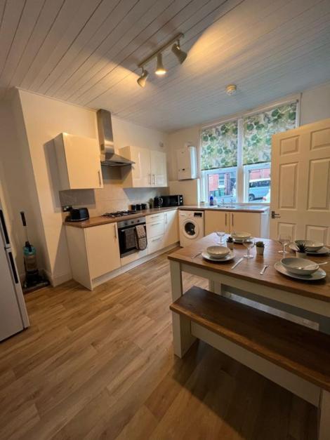 Moorfield Street Guesthouse Leeds  Esterno foto